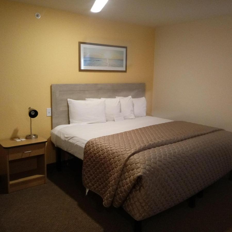 Amelia Extended Stay & Hotel - Near Amelia Belle Casino Morgan City Room photo